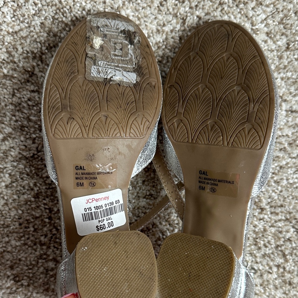 Pop Block Heels - Picture 5 of 5